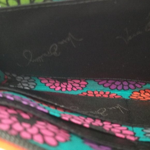 Vera Bradley Disney Parks Mickey's Magical Blooms wallet - Picture 3 of 5